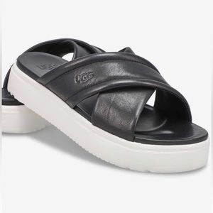 UGG Zayne Crossband Sandals- Size 7